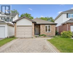 73 WAXWING CRESCENT - 1