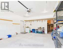 34 - 401 VICTORIA STREET - 32