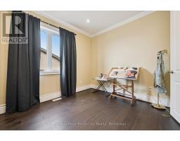31 CONLIN COURT - 29