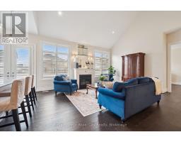 31 CONLIN COURT - 7