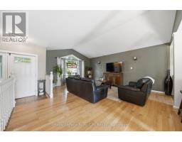 14 HEWITT STREET - 16