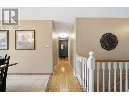 14 HEWITT STREET - 17
