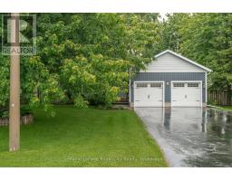 14 HEWITT STREET - 2