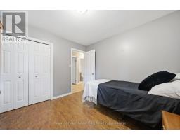 14 HEWITT STREET - 22