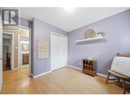 14 HEWITT STREET - 24