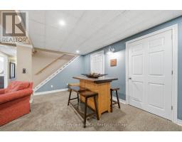 14 HEWITT STREET - 30
