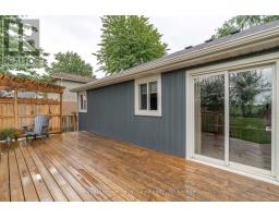 14 HEWITT STREET - 39