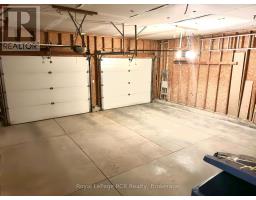 238 4TH STREET CRESCENT - 10