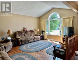 238 4TH STREET CRESCENT - 17