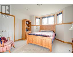 194 STATION ROAD - 26