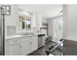 72 AVONWOOD DRIVE W - 13