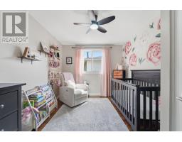 72 AVONWOOD DRIVE W - 15