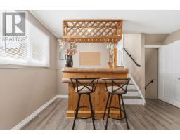 72 AVONWOOD DRIVE W - 22
