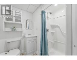 72 AVONWOOD DRIVE W - 28