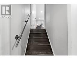 72 AVONWOOD DRIVE W - 29
