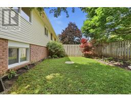 72 AVONWOOD DRIVE W - 36
