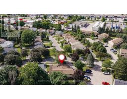 72 AVONWOOD DRIVE W - 40