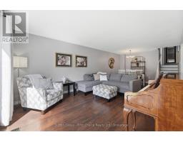 72 AVONWOOD DRIVE W - 5