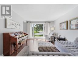 72 AVONWOOD DRIVE W - 6