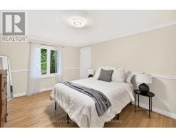 9 DARREN PLACE - 28