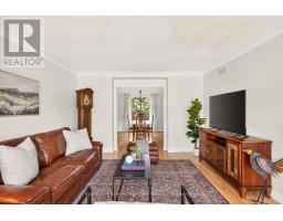 9 DARREN PLACE - 7