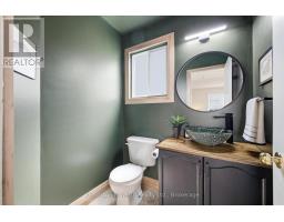770 BROCK STREET - 19