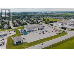 770 BROCK STREET - 47