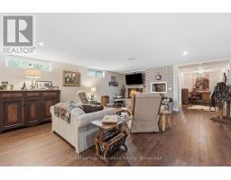 82858 LONDON ROAD - 24