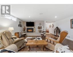 82858 LONDON ROAD - 25