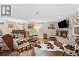 82858 LONDON ROAD - 26