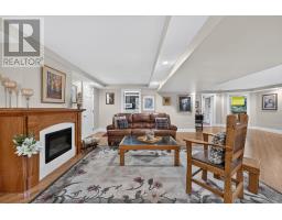 136 BETHUNE CRESCENT - 29