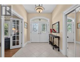136 BETHUNE CRESCENT - 5