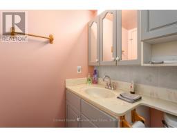 205 - 23 WOODLAWN ROAD E - 36