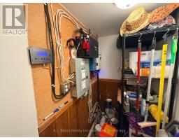 81001 FALLS ROAD - 22