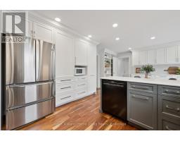 49 CHRISTINE DRIVE - 19