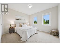 49 CHRISTINE DRIVE - 33