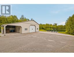 226421 SOUTHGATE 22 ROAD - 37