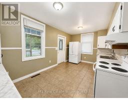 223 ST. GEORGE STREET E - 14