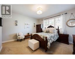 40 SOPHIA STREET - 18
