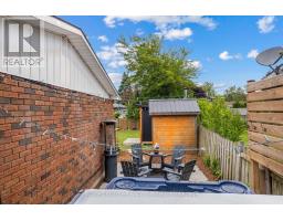 39 INVERLYN CRESCENT N - 18