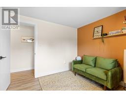 39 INVERLYN CRESCENT N - 35