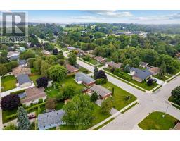 39 INVERLYN CRESCENT N - 4