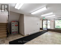 220 - 1447 HURON STREET - 10