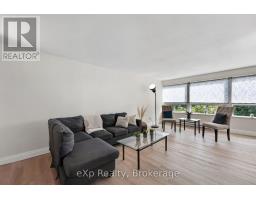 220 - 1447 HURON STREET - 18