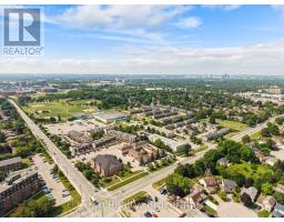 220 - 1447 HURON STREET - 37