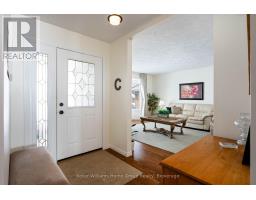 550 MAPLE AVENUE N - 20