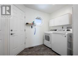 550 MAPLE AVENUE N - 21
