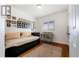 550 MAPLE AVENUE N - 25