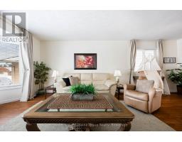 550 MAPLE AVENUE N - 8