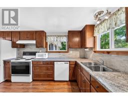 1 RAVINE PARK ROAD N - 20